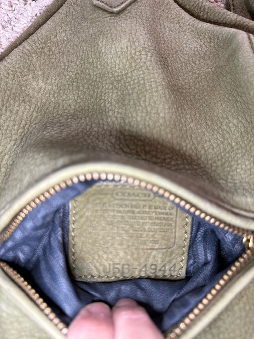 RARE Vintage 90s Coach Sonoma Flat Pack Sling Bag 4944 USA Made Sage Nubuck - Picture 3 of 9